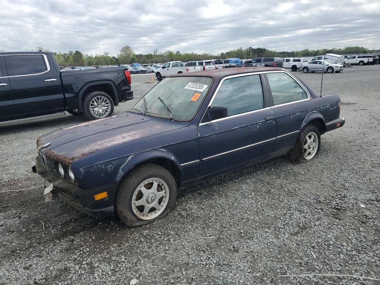 1985 BMW 3 Series, VIN WBAAK7402F8788112 — Normal wear