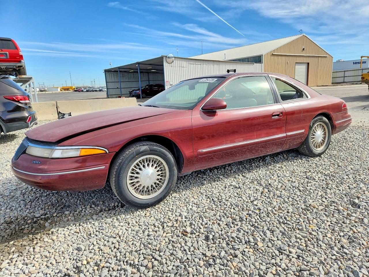1995 Lincoln Mark VIII, VIN 1LNLM91V3SY628554 — Side