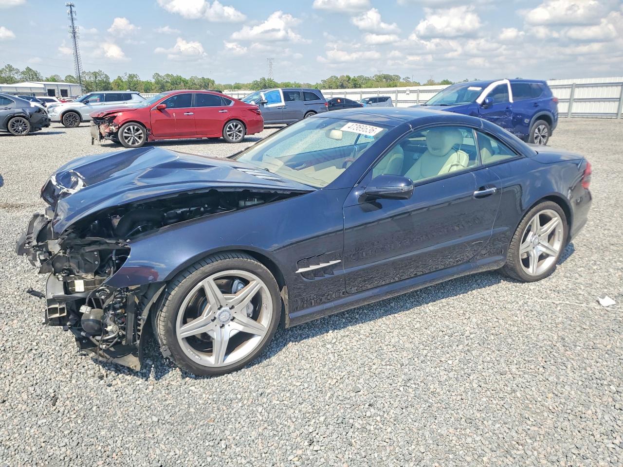2011 Mercedes-Benz SL 550, VIN WDBSK7BA6BF163008 — Front end