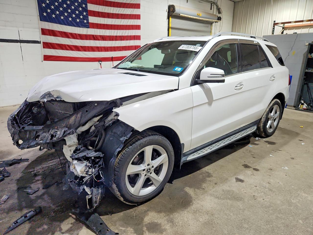 2018 Mercedes-Benz GLE 350, VIN 4JGDA5HB4JB061998 — Front end