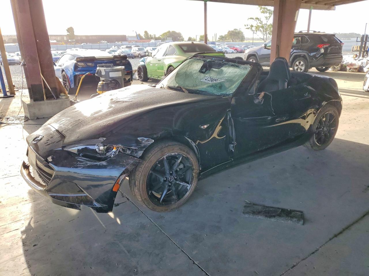 2023 Mazda MX-5 Miata Sport, VIN JM1NDAB74P0554727 — Опрокидывание