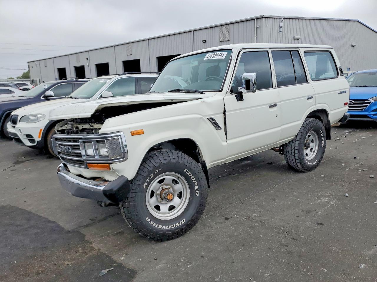 1989 Toyota Land Cruiser, VIN JT3FJ62G6K0099306 — Front end