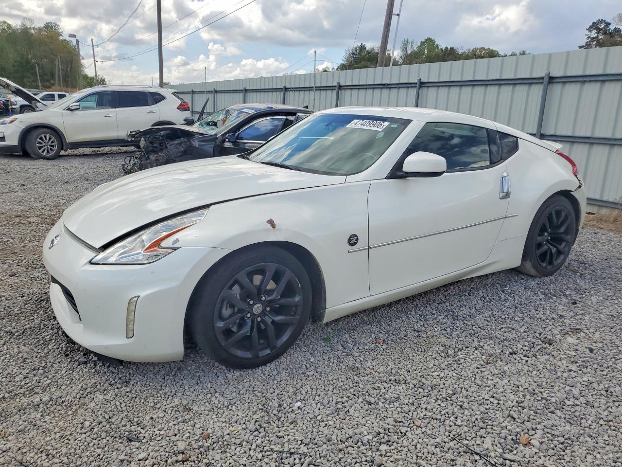 2013 Nissan 370Z, VIN JN1AZ4EH0DM882045 — Rear end