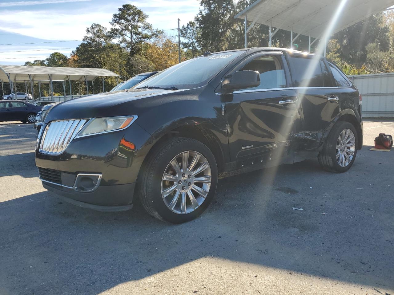 2011 Lincoln MKX, VIN 2LMDJ8JK6BBJ16267 — Undercarriage