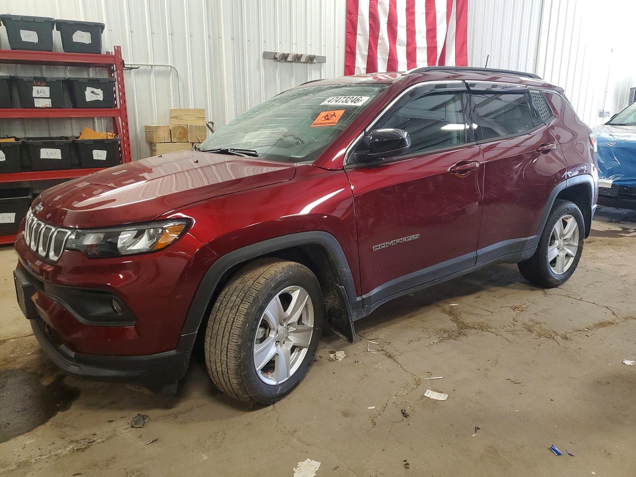 2022 Jeep Compass Latitude, VIN 3C4NJDBB6NT153405 — Front end
