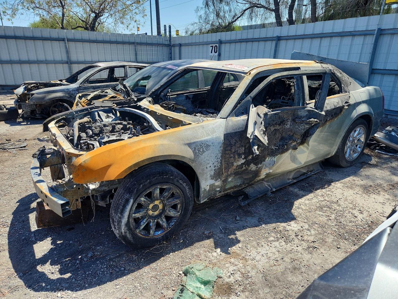 2006 Chrysler 300 Touring, VIN 2C3KA53G06H257695 — Burn