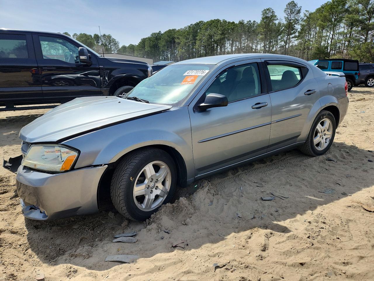 2008 Dodge Avenger SXT, VIN 1B3LC56K18N632080 — Перед