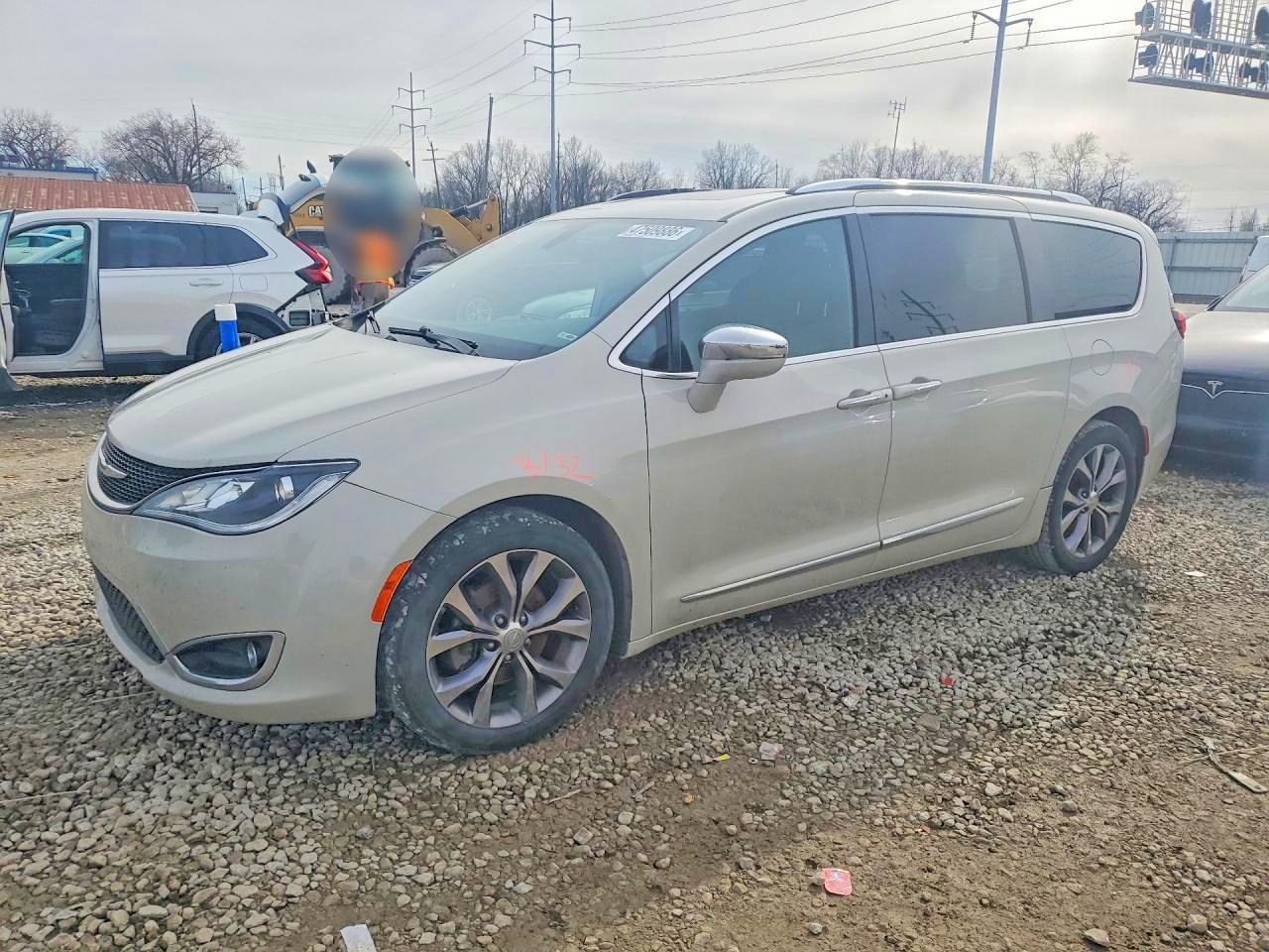 2020 Chrysler Pacifica Limited 35th Anniversary, VIN 2C4RC1GG9LR126097 — Frame damage