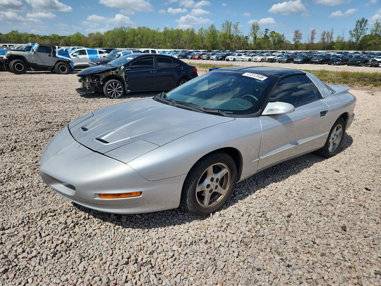 1996 Pontiac Firebird Formula, VIN 2G2FV22P9T2230578 — Front end