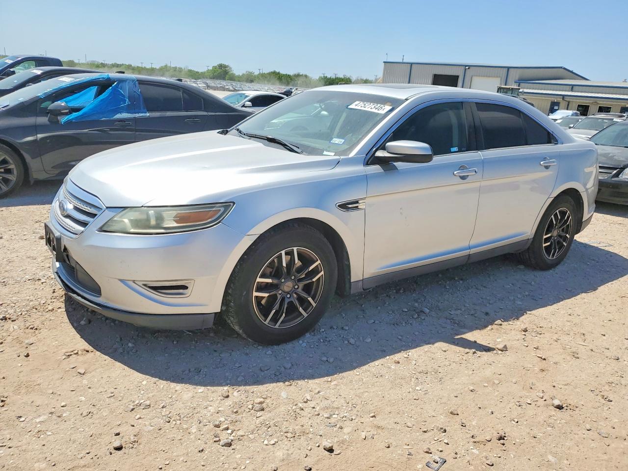 2010 Ford Taurus SHO, VIN 1FAHP2KT5AG118075 — Minor dents and scratches