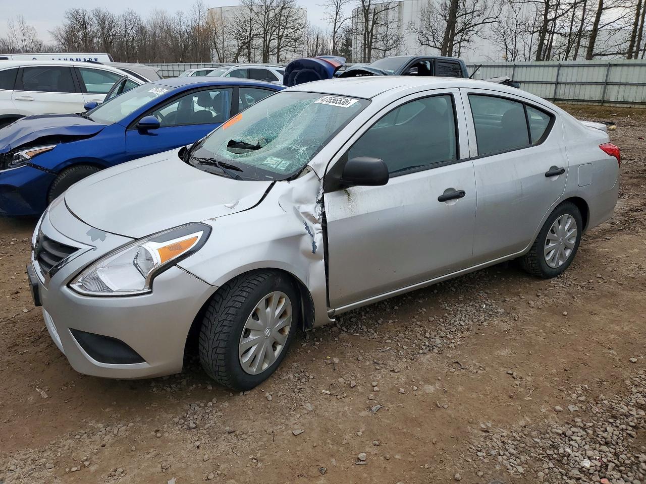 2015 Nissan Versa S Plus, VIN 3N1CN7AP5FL889363 — Roof