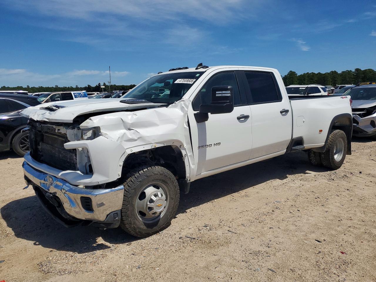 2025 Chevrolet Silverado 3500HD Work Truck, VIN 1GC4KSEYXSF221580 — Front end