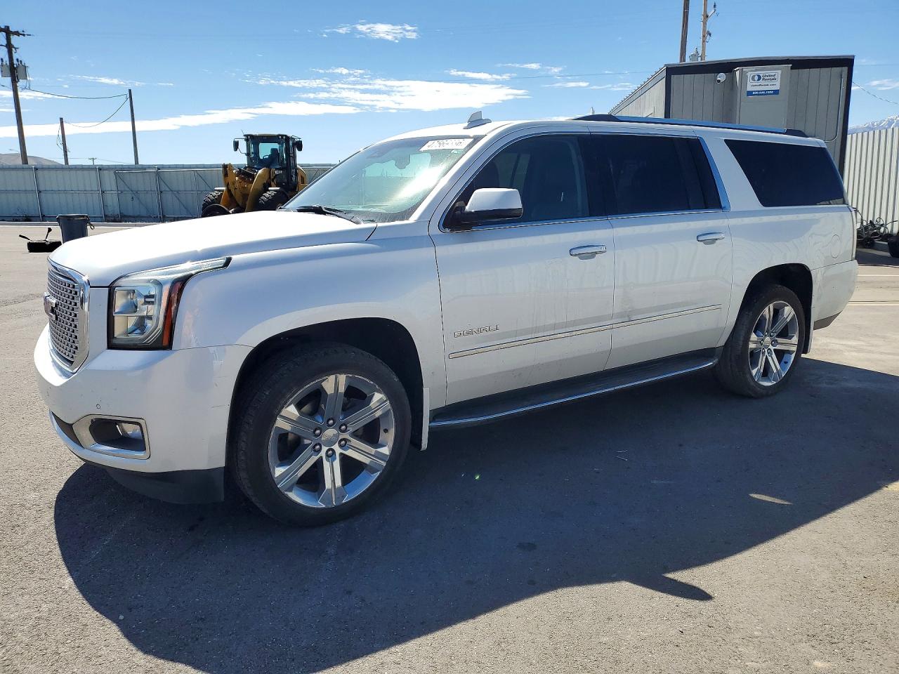 2017 GMC Yukon XL Denali, VIN 1GKS2HKJ8HR218206 — Rear end