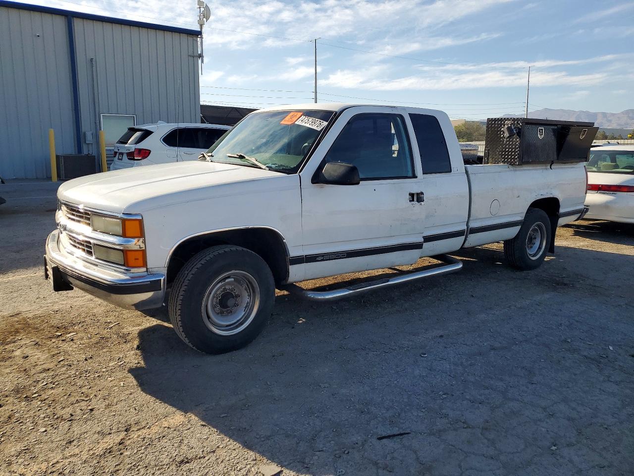 1996 Chevrolet Silverado 2500, VIN 1GCGC29R0TE183670 — Vandalism