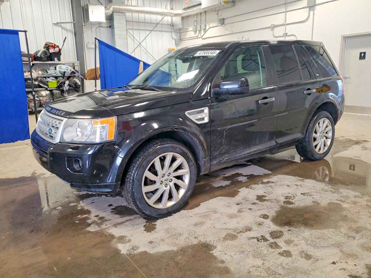 2011 Land Rover LR2 HSE, VIN SALFR2BN3BH244727 — Minor dents and scratches