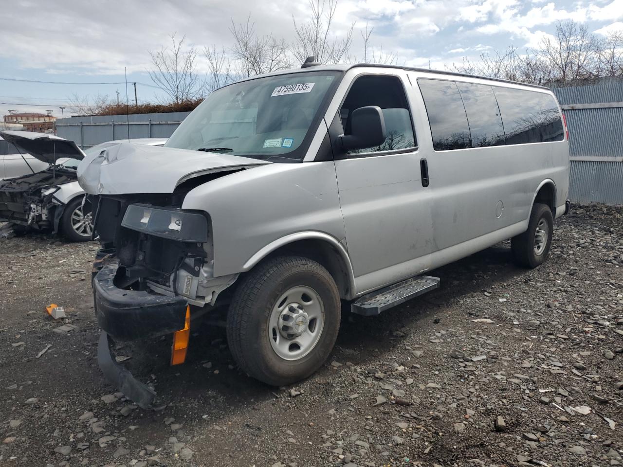 2020 Chevrolet Express Passenger LS, VIN 1GAZGNFG5L1268053 — Front end