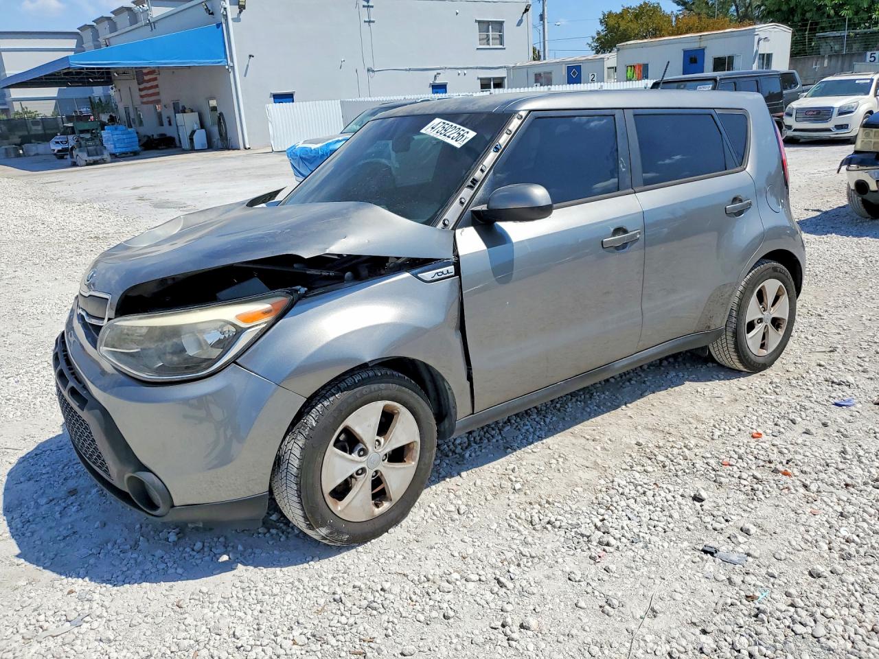 2016 Kia Soul, VIN KNDJN2A28G7276199 — Front end