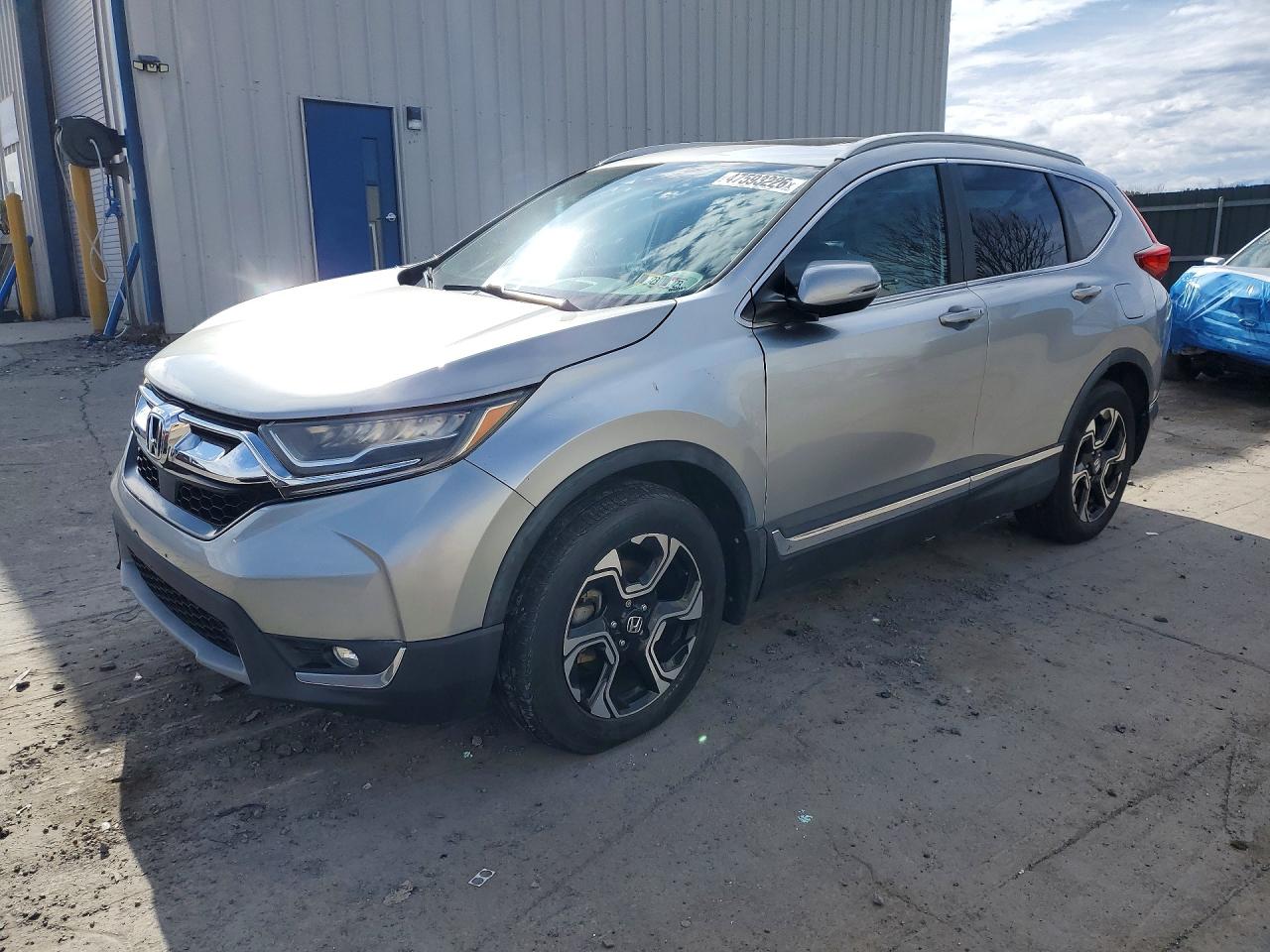 2017 Honda CR-V Touring, VIN 2HKRW2H97HH625854 — Missing or altered VIN