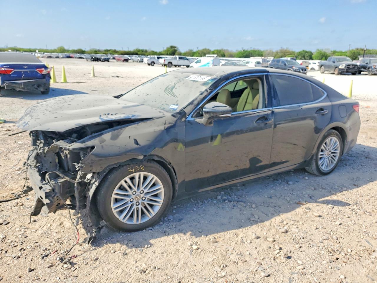 2015 Lexus ES 330, VIN JTHBK1GG8F2167312 — Front end
