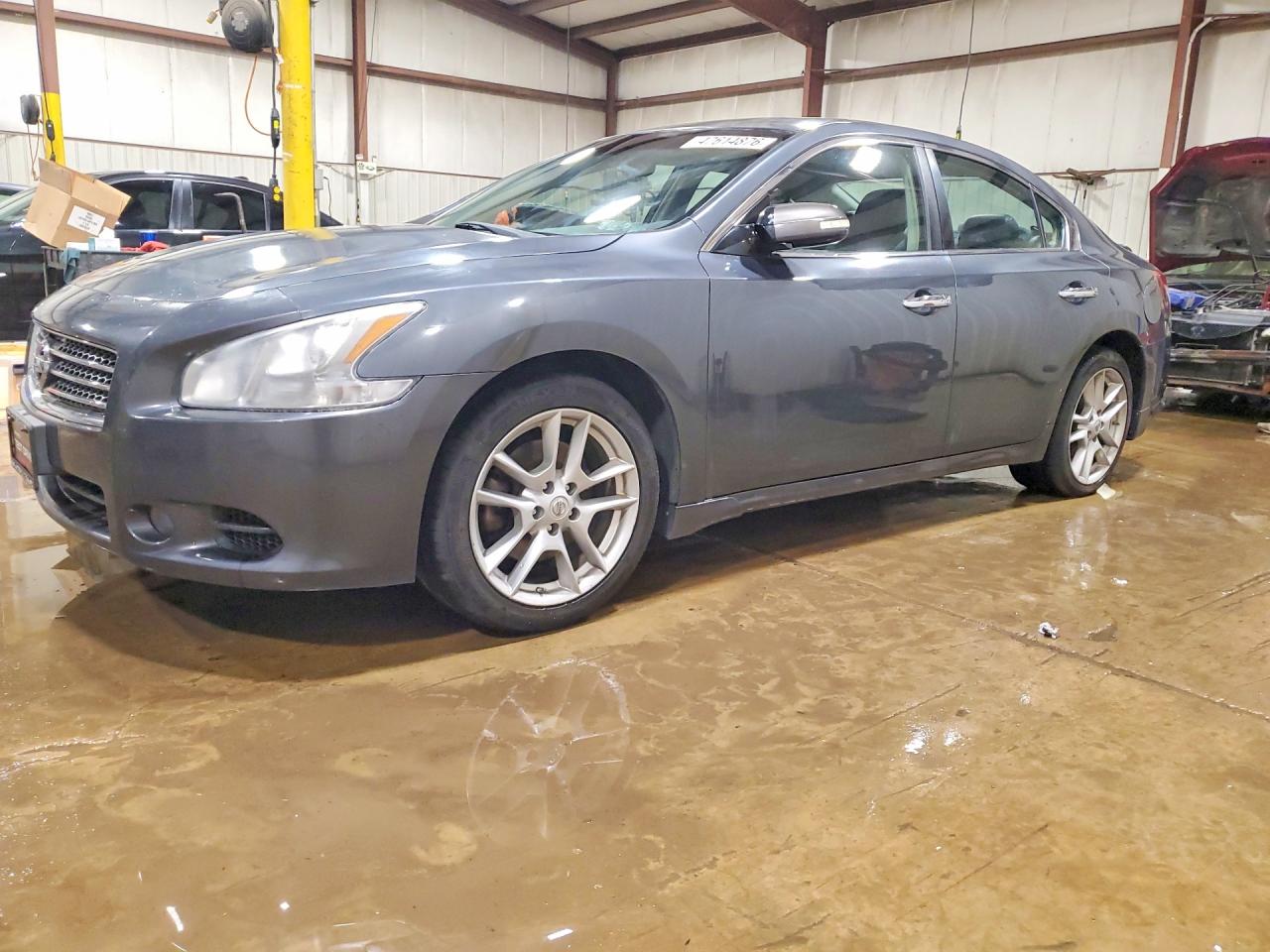2011 Nissan Maxima SV, VIN 1N4AA5AP9BC825777 — Зад