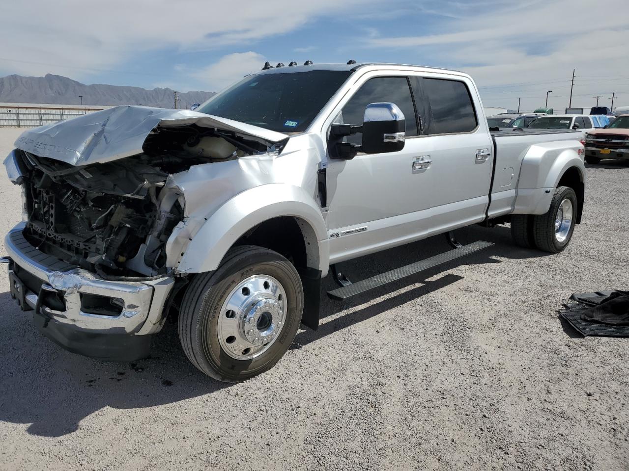2019 Ford F-450 XL, VIN 1FT8W4DT1KEG71809 — Front end