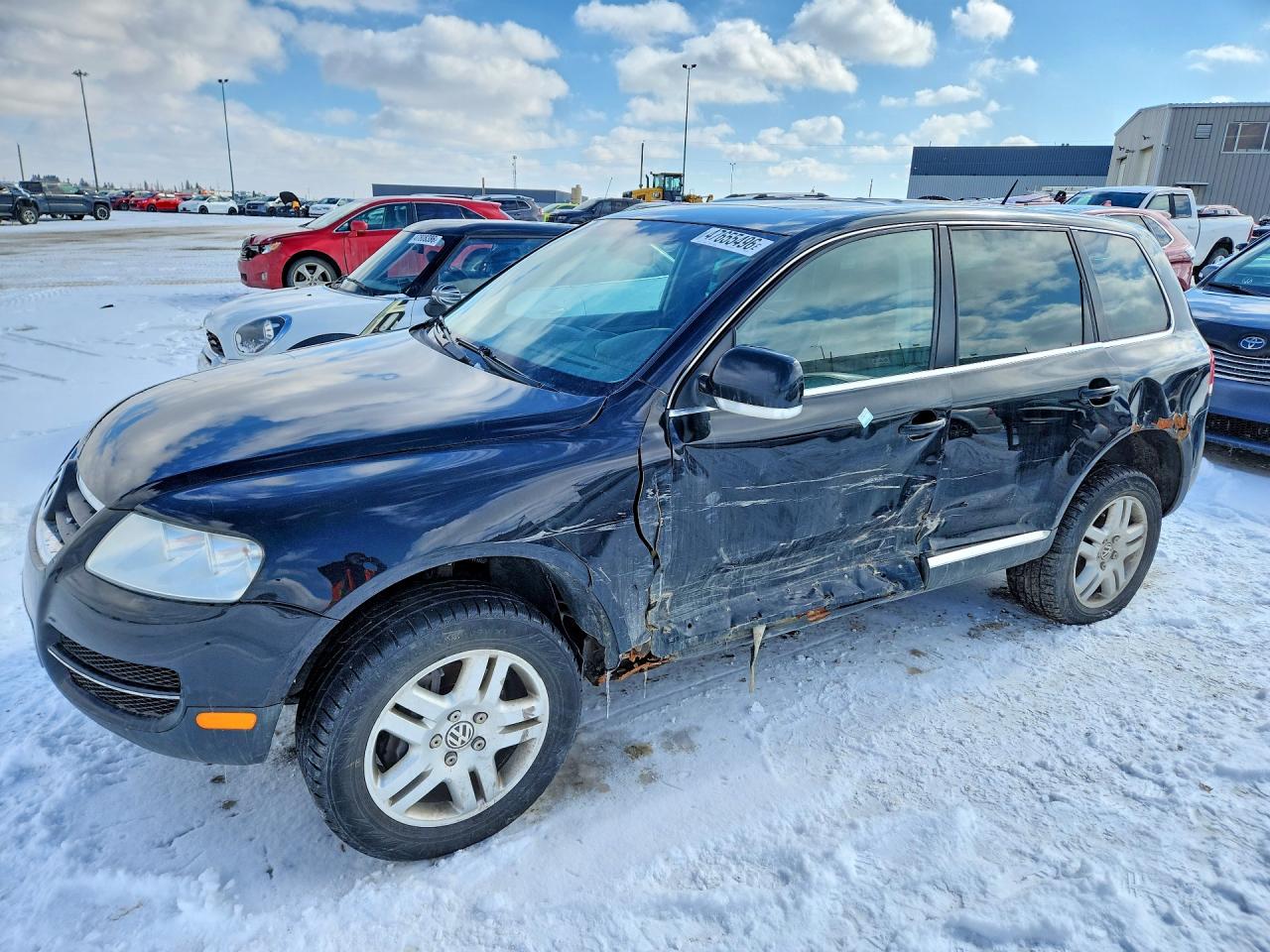 2007 Volkswagen Touareg, VIN WVGCB67L07D018846 — Side