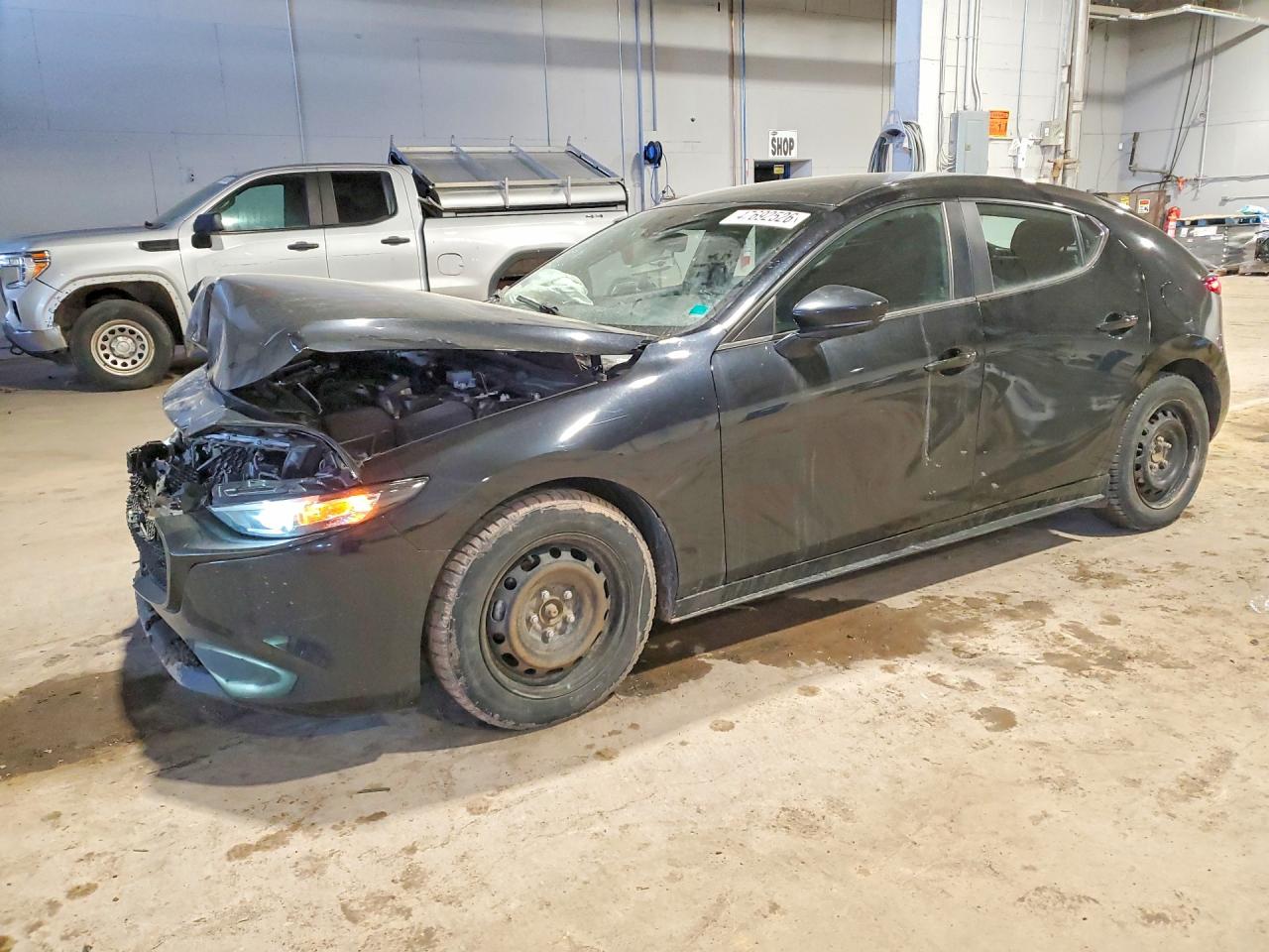 2021 Mazda 3 GX, VIN JM1BPAK71M1303812 — Front end