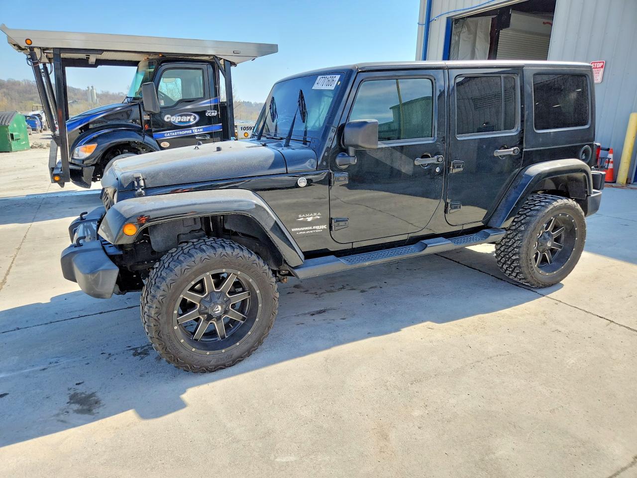 2018 Jeep Wrangler Unlimited Sahara, VIN 1C4HJWEG4JL927477 — Interior fire