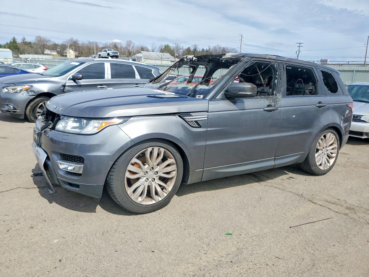 2016 Land Rover Range Rover Sport HSE, VIN SALWR2PF5GA102882 — Interior fire