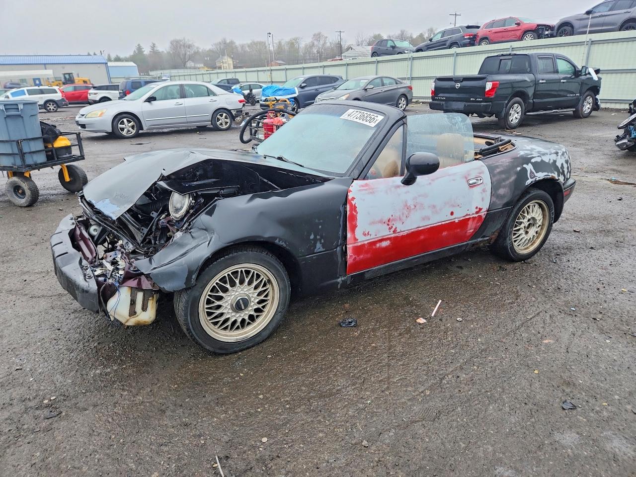1995 Mazda MX-5 Miata, VIN JM1NA3531S0614159 — Front end