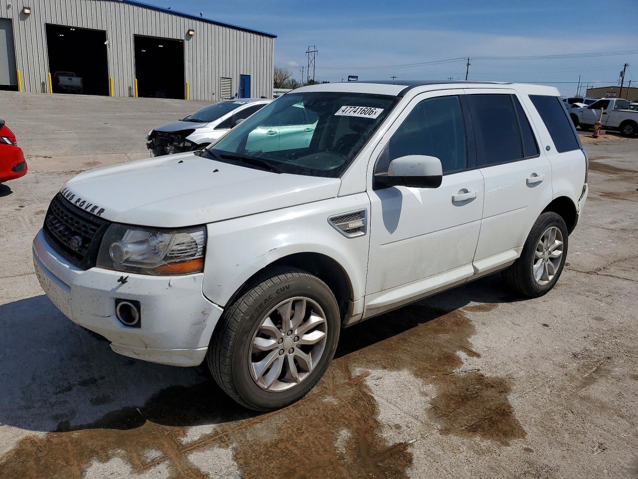 2014 Land Rover LR2, VIN SALFR2BG5EH406380 — Rear end