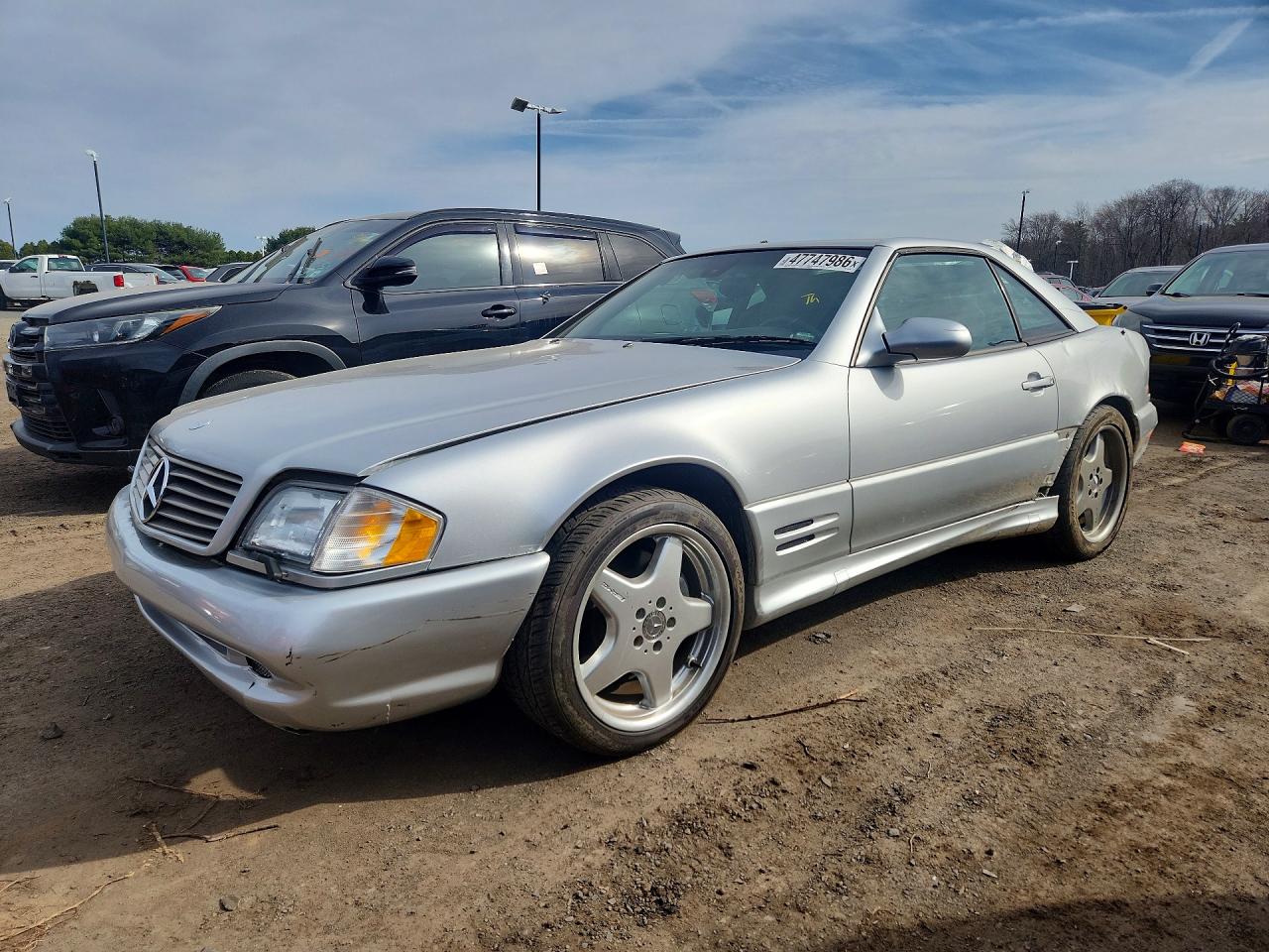 2001 Mercedes-Benz SL 500, VIN WDBFA68F51F196128 — Rear end