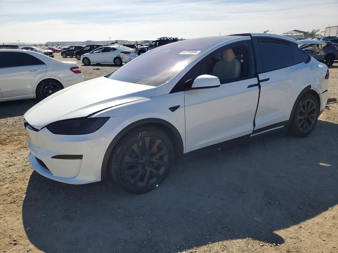 2024 Tesla Model X Plaid, VIN 7SAXCBE68RF449426 — Rear end