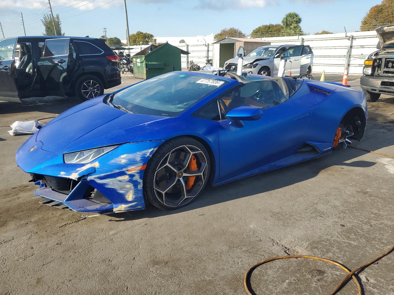 2023 Lamborghini Huracan, VIN ZHWUT4ZF5PLA22375 — Front end