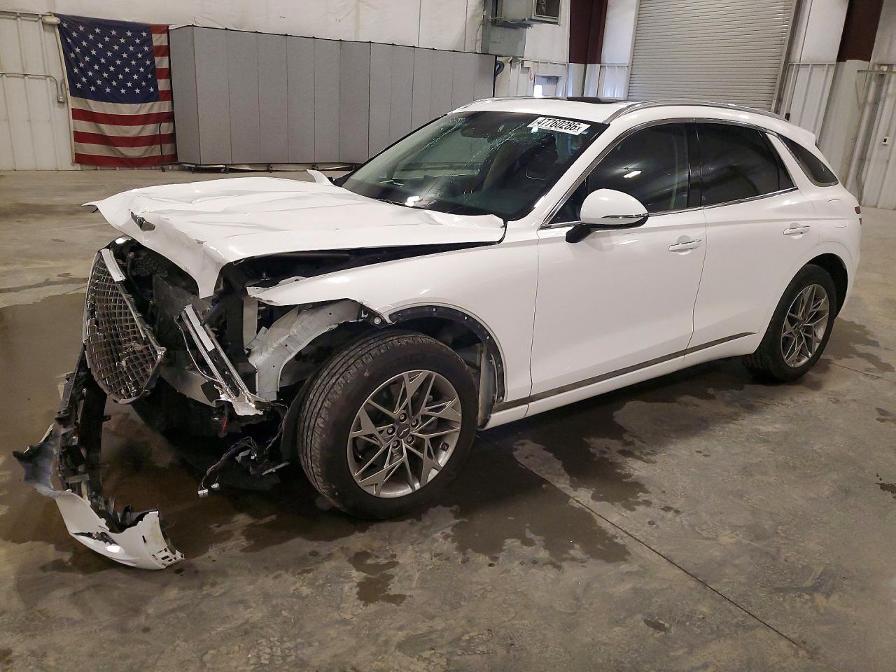 2022 Genesis GV70 2.5T, VIN KMUMADTB7NU059062 — Front end