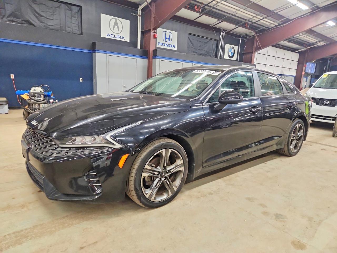 2022 Kia K5 LXS, VIN 5XXG14J23NG093217 — Minor dents and scratches