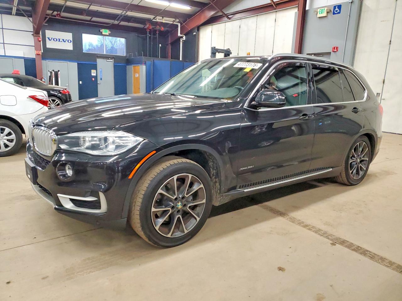 2015 BMW X5 xDrive35i, VIN 5UXKR0C5XF0P00475 — Minor dents and scratches