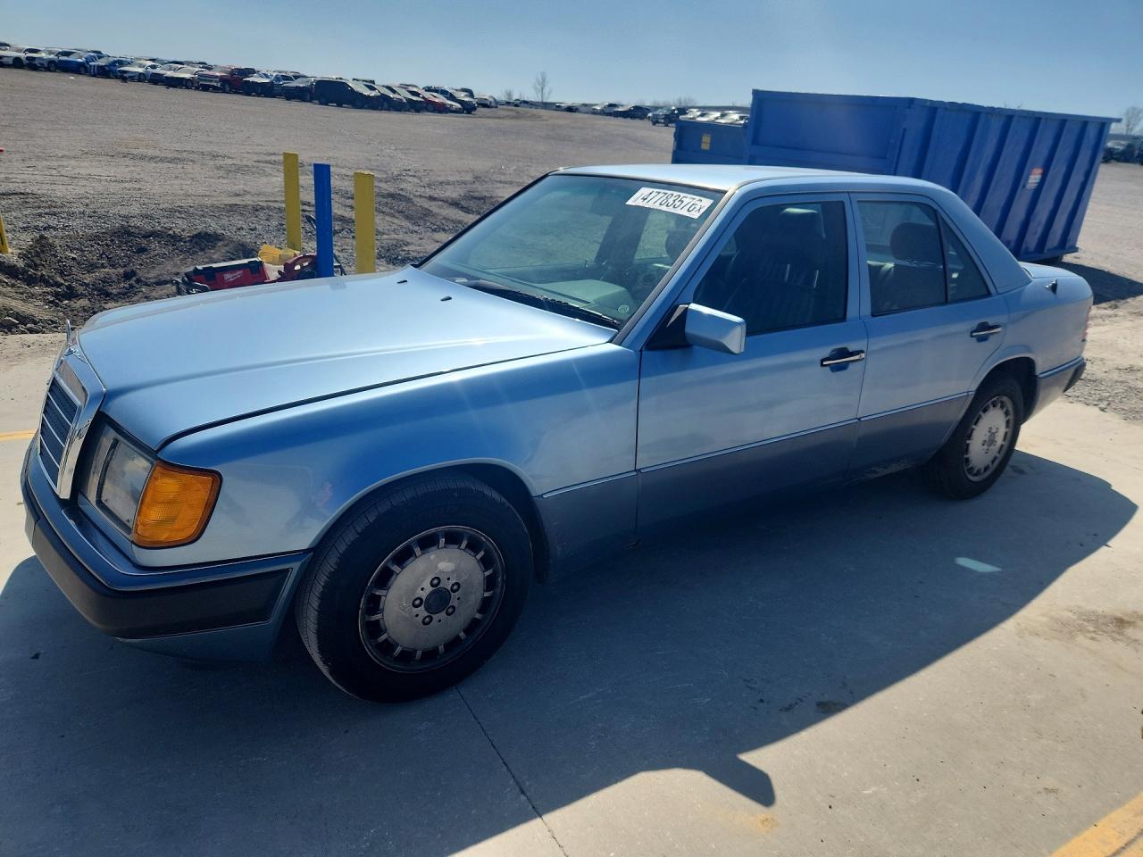 1993 Mercedes-Benz 300, VIN WDBEB28EXPB840764 — Front end