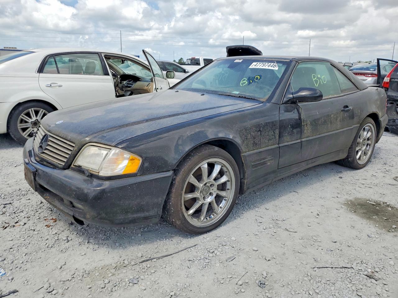 2001 Mercedes-Benz SL 500, VIN WDBFA68F61F196980 — Biohazard / chemical