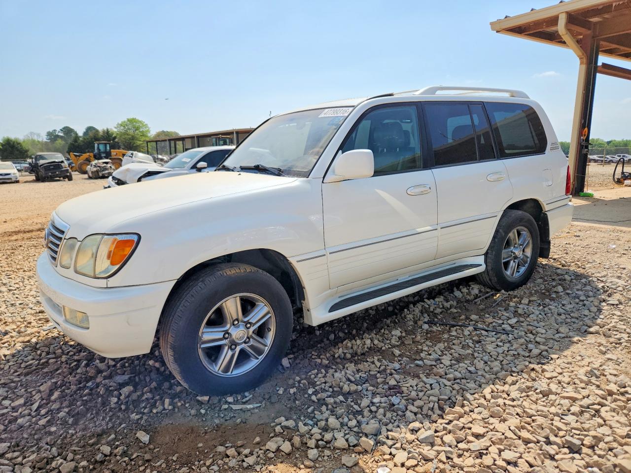 2006 Lexus LX 470, VIN JTJHT00W464011385 — Мелкие вмятины и царапины