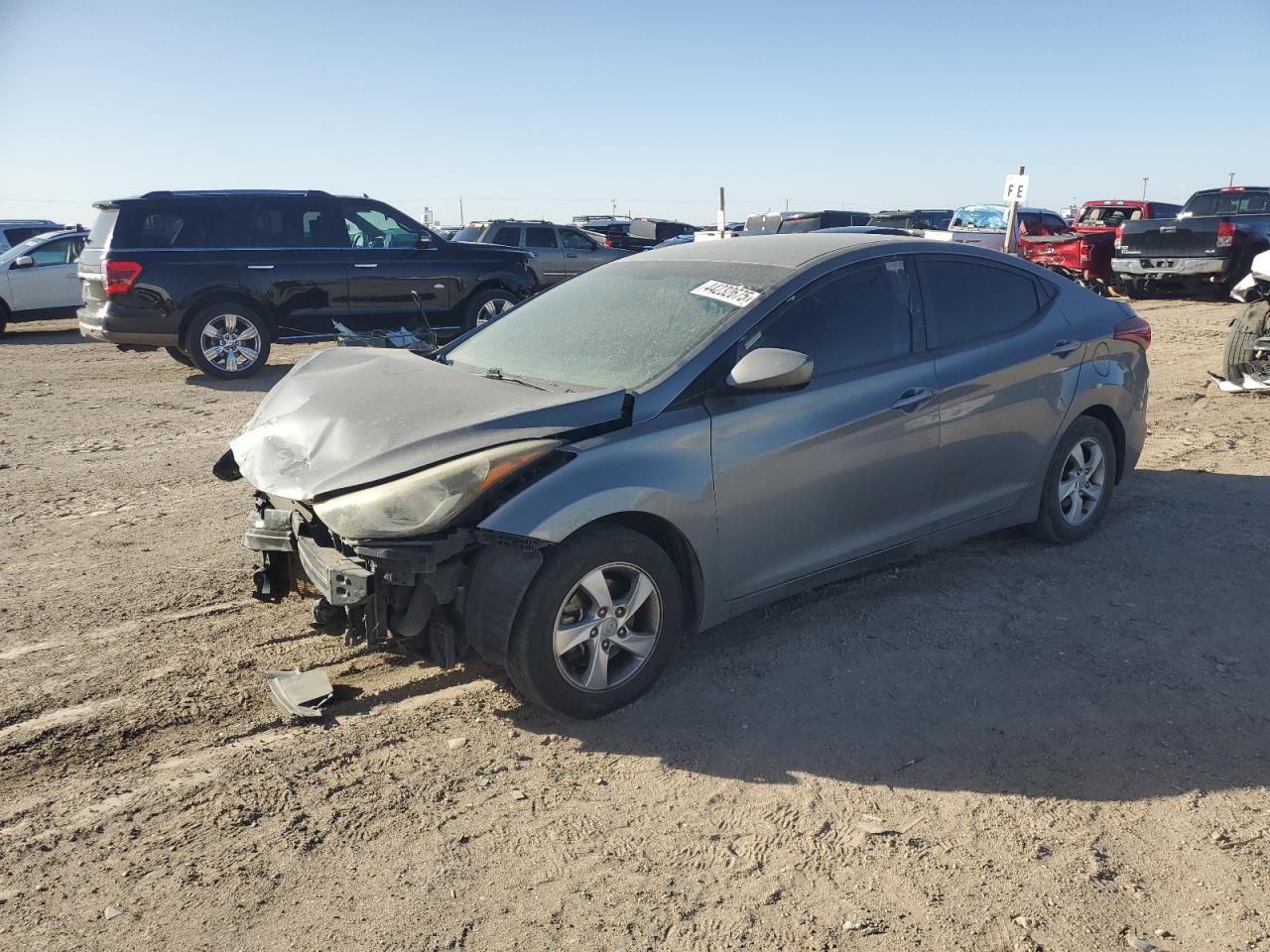 2014 Hyundai Elantra SE, VIN 5NPDH4AE4EH508221 — Front end