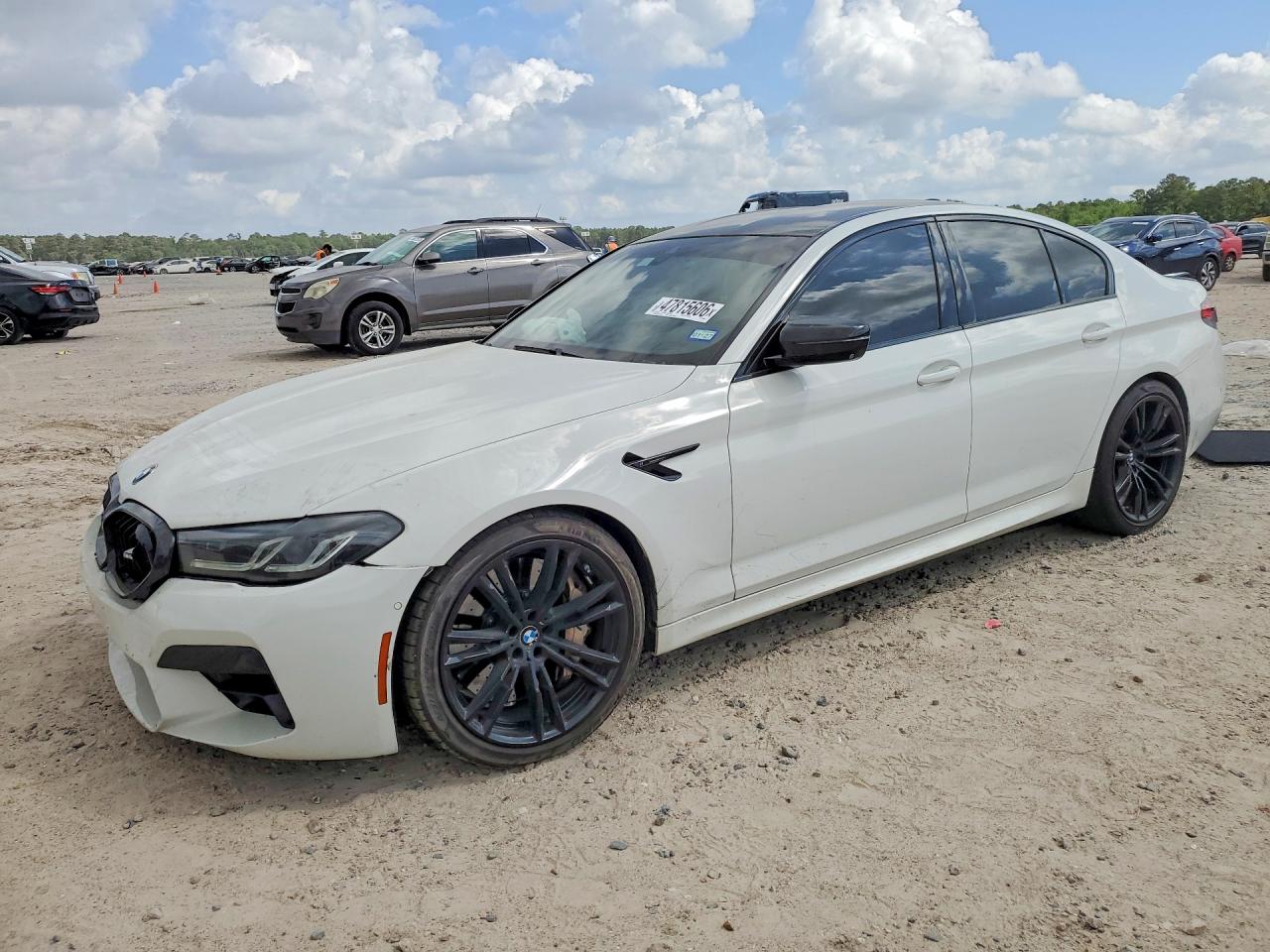 2021 BMW M5, VIN WBS83CH00MCE98345 — Front end