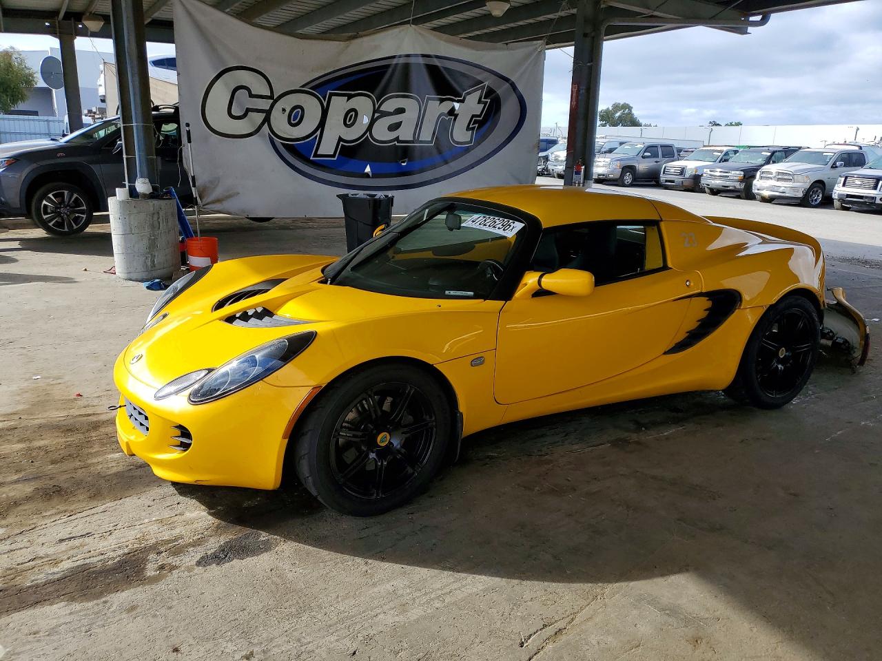 2005 Lotus Elise, VIN SCCPC11195HL32139 — Зад