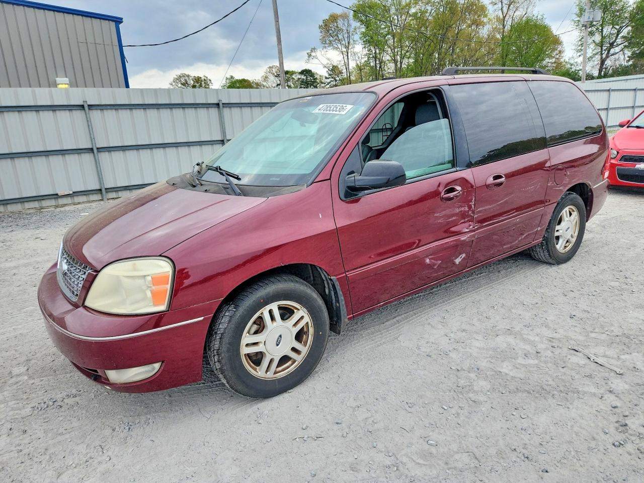 2007 Ford Freestar SEL, VIN 2FMZA52257BA28168 — Side