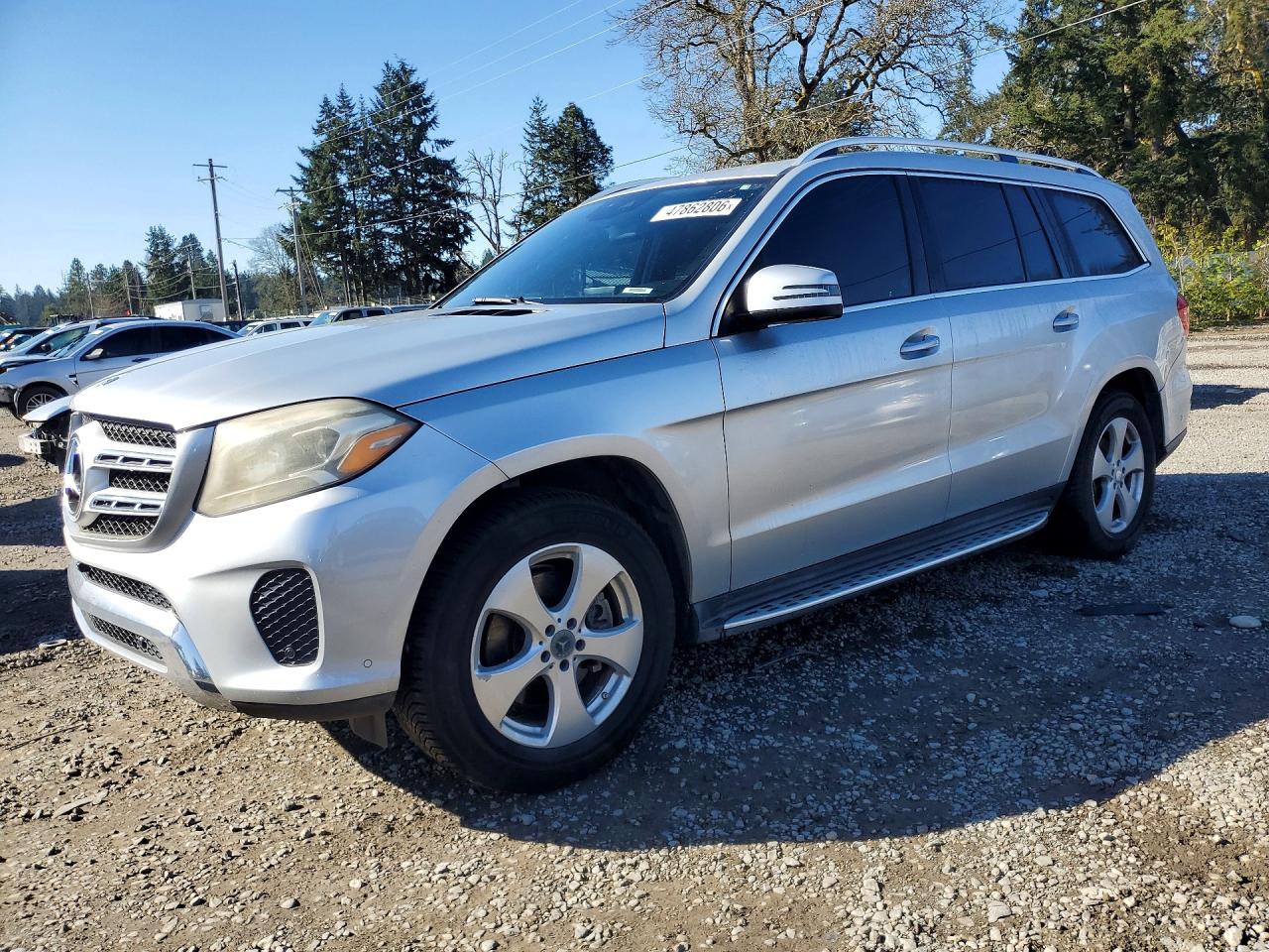 2017 Mercedes-Benz GLS 450, VIN 4JGDF6EE4HA810255 — Бок