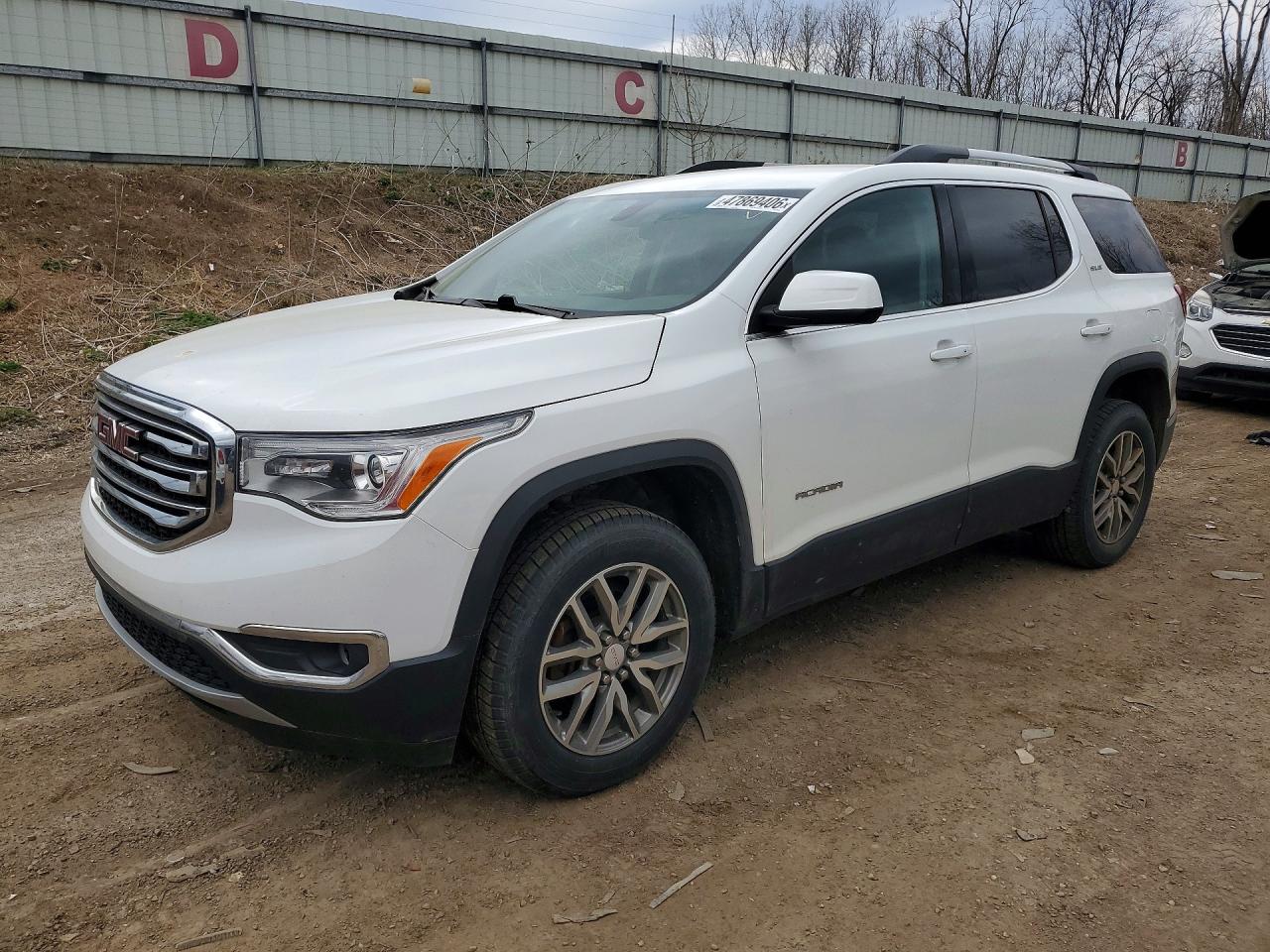2019 GMC Acadia SLE, VIN 1GKKNSLS7KZ239471 — Пожар в салоне
