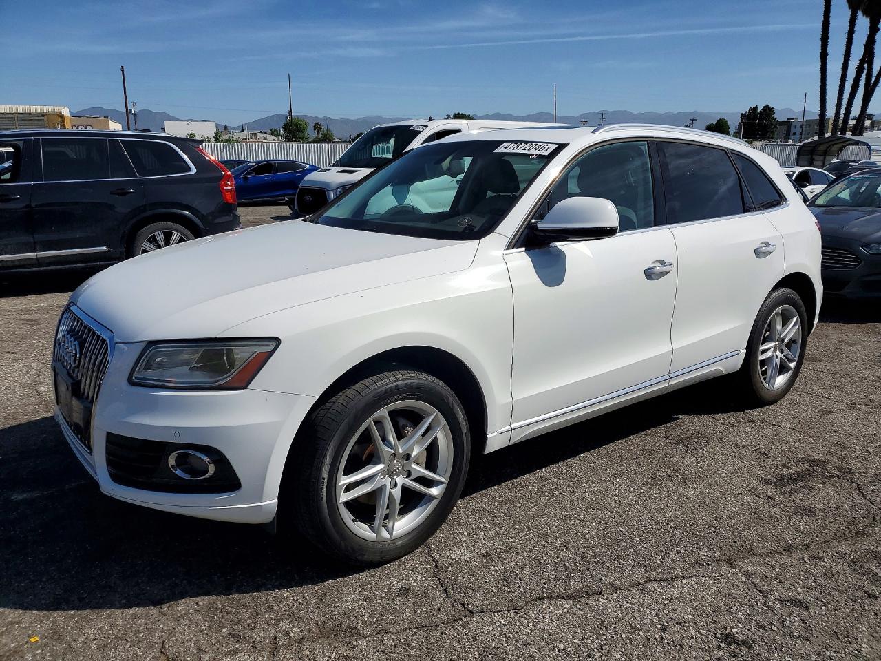 2016 Audi Q5 Premium Plus, VIN WA1L2AFP4GA125406 — Burn
