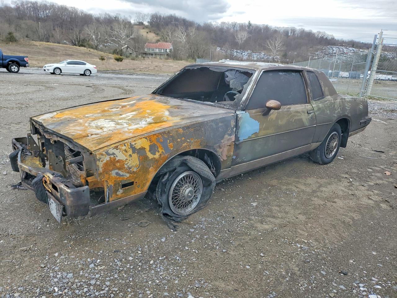 1986 Pontiac Grand Prix, VIN 2G2GJ37A7G2218008 — Burn