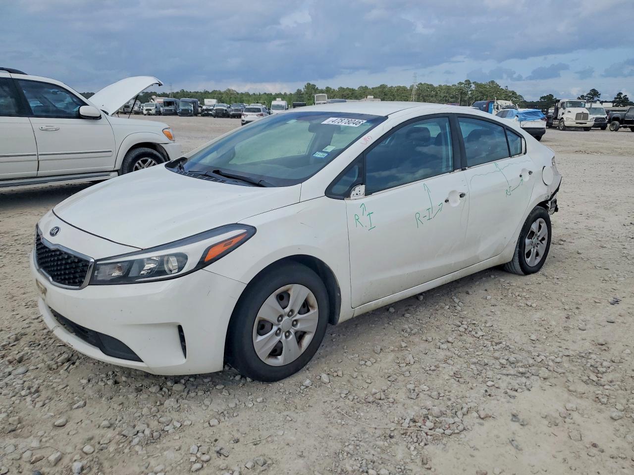 2017 Kia Forte LX, VIN 3KPFK4A70HE064761 — Rear end
