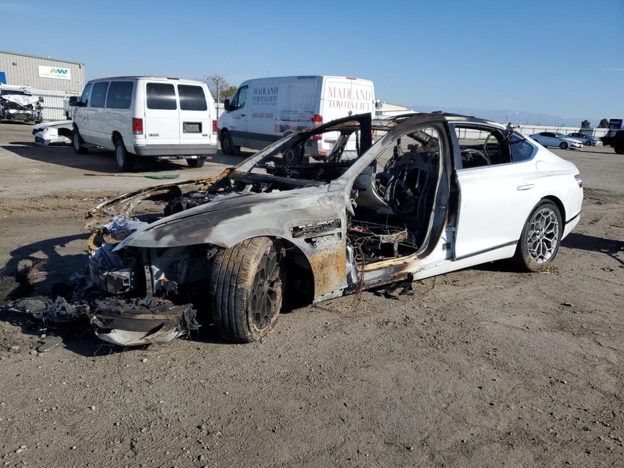 2022 Genesis G80 2.5T, VIN KMTGB4SC5NU130025 — Burn